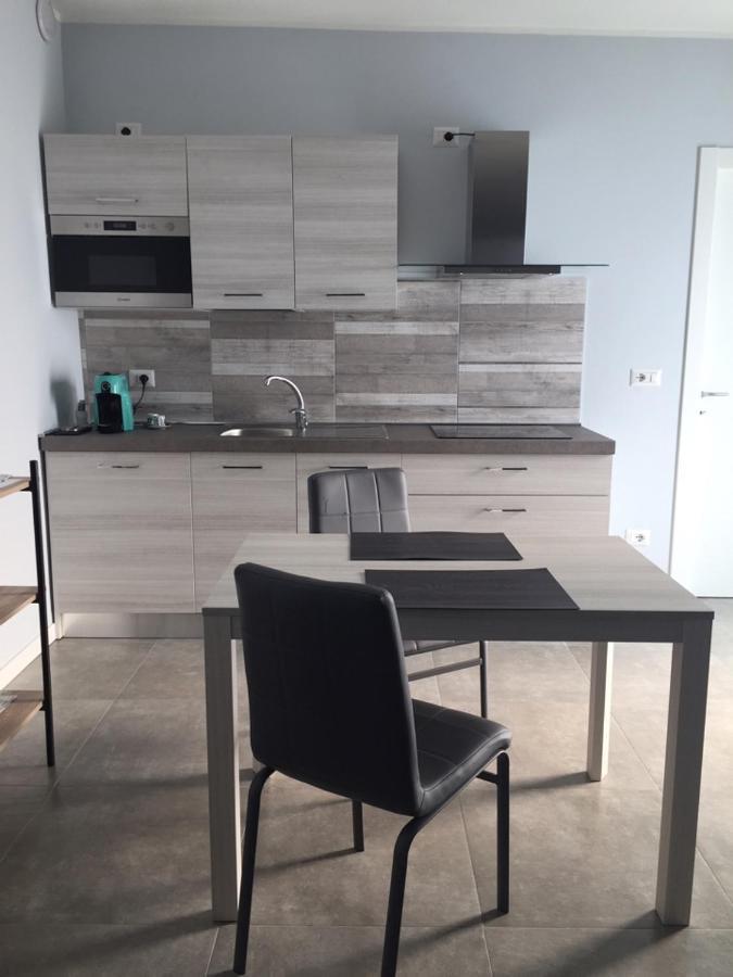 Il Caravaggio Guest House 2 กราสซอบบิโอ ภายนอก รูปภาพ